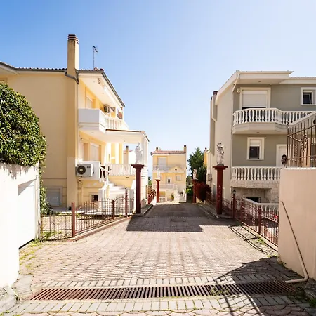 Sunnyvale Seaview Maisonette